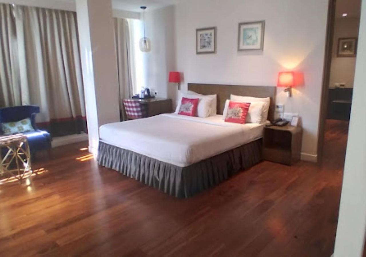 Hotel Le Lotus Grand Kakarmatha Bagian luar foto