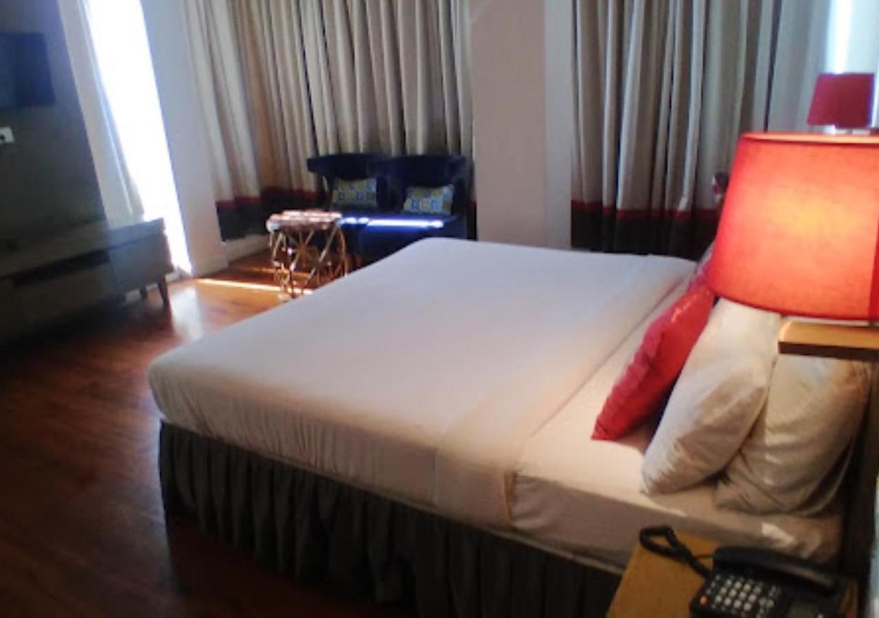 Hotel Le Lotus Grand Kakarmatha Bagian luar foto