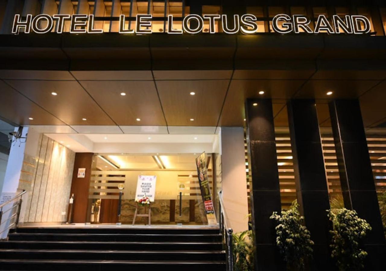 Hotel Le Lotus Grand Kakarmatha Bagian luar foto