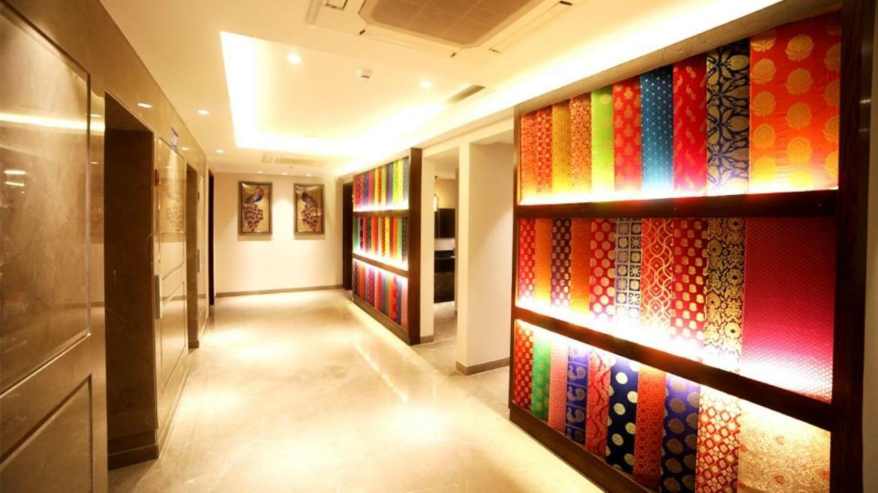 Hotel Le Lotus Grand Kakarmatha Bagian luar foto