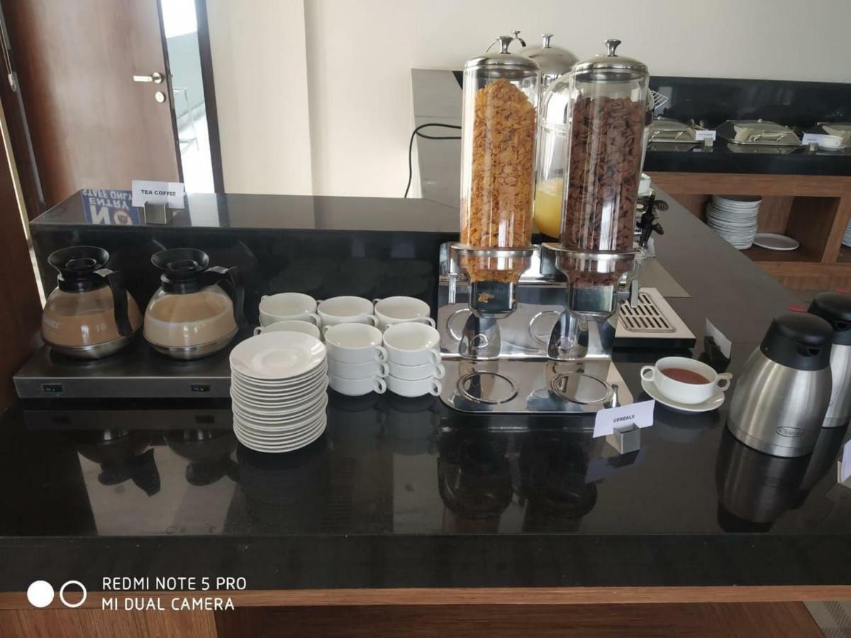 Hotel Le Lotus Grand Kakarmatha Bagian luar foto